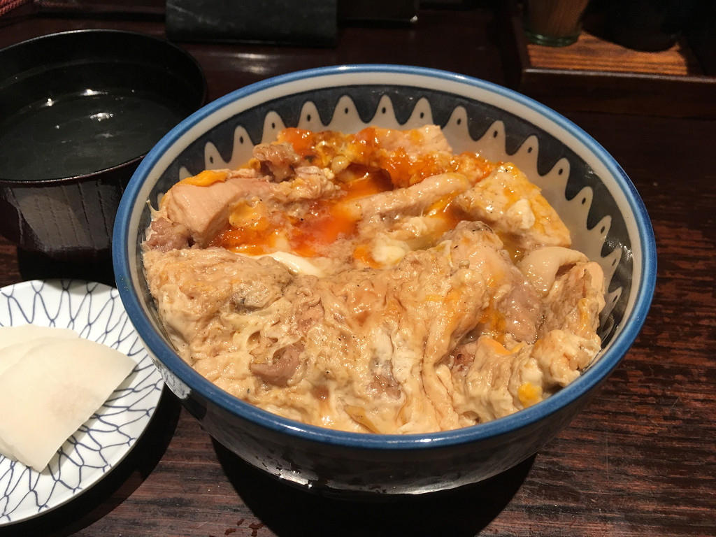 ぎたろう軍鶏 炭火焼鳥 たかはし 親子丼