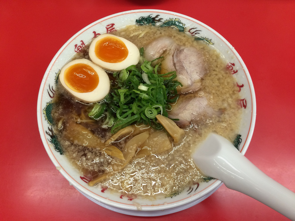 魁力屋 五反田店 特製醤油味玉ラーメン